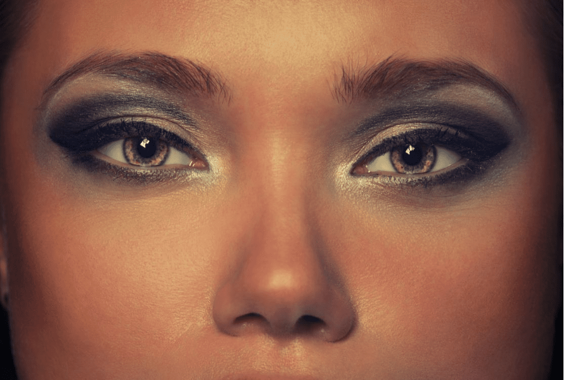 Ojos Maquillados Mujer